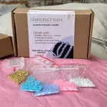 Startovací sada na výrobu 4 náramků z korálků – Toho 11/0, jehla, gumička a návod (pastel)