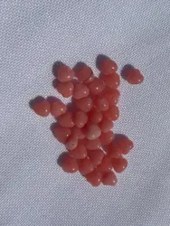 Skleněné mačkané korálky srdce růžová 6 × 6 mm – 7 g 