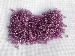 Preciosa® sekaný rokajl 10/0 – 10 g purpurová