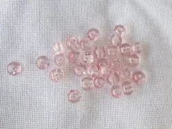 Mačkané praskané  skleněné kuličky 6 mm, 30 ks barva světle  růžová