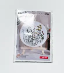 Sada na vyšívání s předtištěným motivem Polní květ