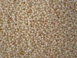 Rokajlové korálky - Round 11/0 : Opaque-Lustered Lt Beige TR-11-123