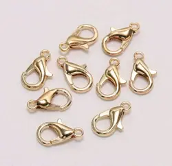 Karabinka na šperky – kc zlatá barva, 12 × 6 mm, balení 3 ks