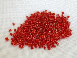 Preciosa® sekaný rokajl 10/0 – 10 g červená Stříbrný průtah