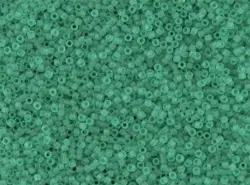 Rokajlové korálky - Round 15/0 : Transparent-Frosted Dk Peridot TR-15-72F