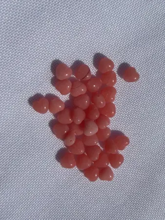 Skleněné mačkané korálky srdce růžová 6 × 6 mm – 7 g 
