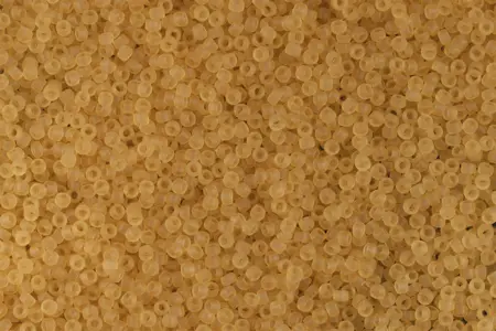 TOHO - Round 15/0 : Transparent-Frosted Lt Topaz TR-15-2F 