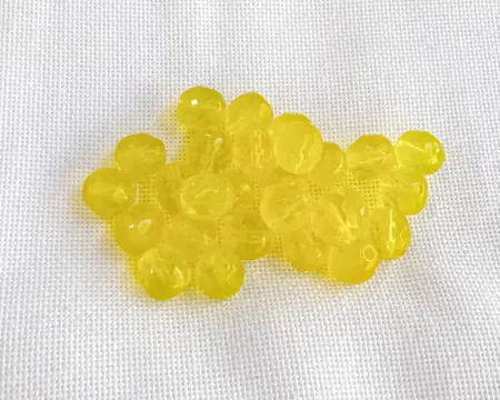 Broušené skleněné korálky 8 mm – žlutá  (12 ks)