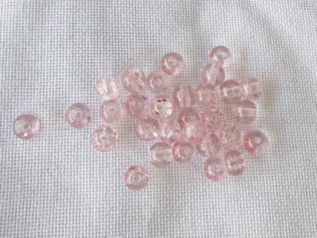 Mačkané praskané  skleněné kuličky 6 mm, 30 ks barva světle  růžová