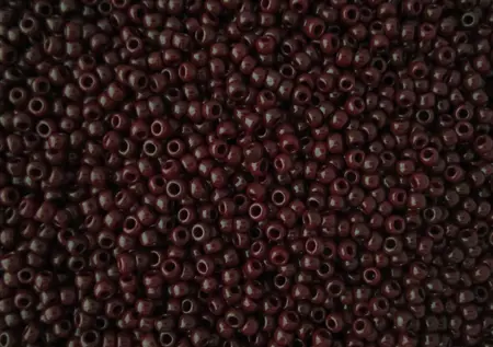 Rokajlové korálky Toho  - Round 15/0 : Opaque Oxblood TR-15-46