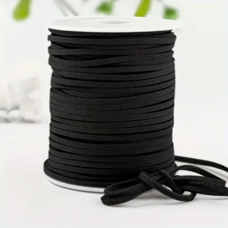  SEMIŠOVÁ ŠŇŮRA PLOCHÁ 1 m 2.6mm černá