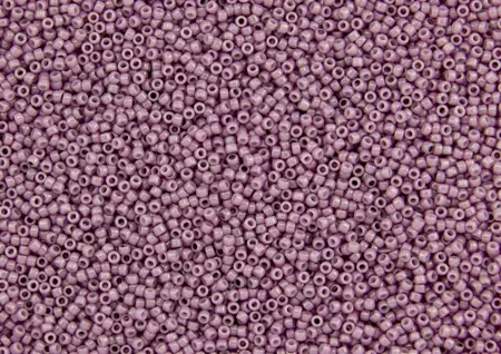 Rokajlové korálky - Round 11/0 : Opaque-Lustered Pale Mauve  TR-11-127