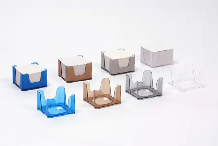 Blok kostka v transparentním šedém boxu