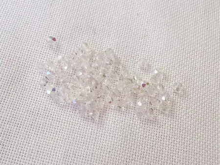 Korálky Ohňovky – broušené skleněné korálky 3 mm, 70 ks  CRYSTAL AB 00030/28701