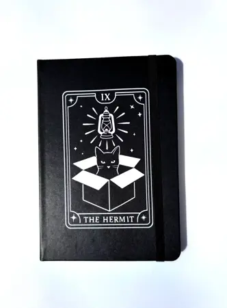 Poznámkový blok tarot A5 „the hermit – Kočka“ s gumičkou