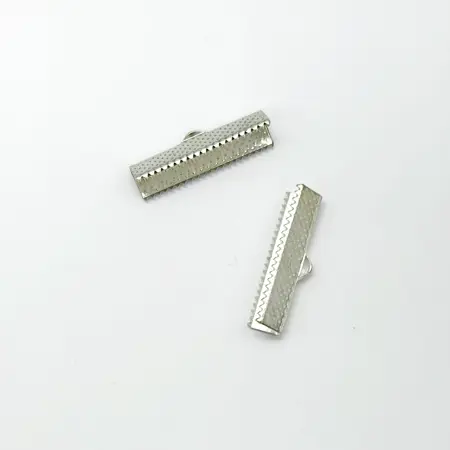 Plochá zamačkávací koncovka 25mm střibrna