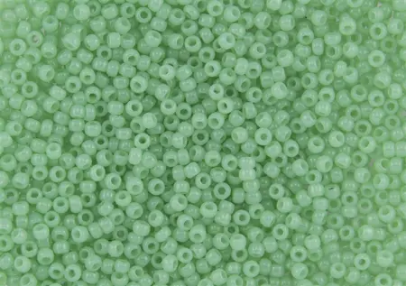 Rokajlové korálky Toho  - Round 15/0 : Milky Kiwi TR-15-1144