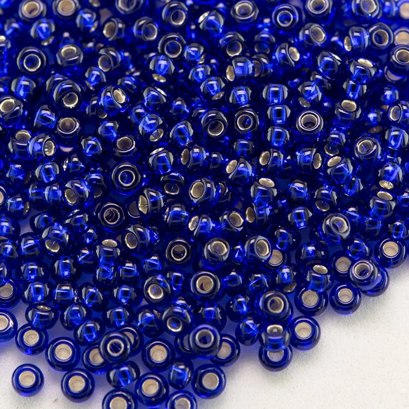 Preciosa rokajl 8/0 – Dark Blue silver lined (37100), 10 g - fotografie 1