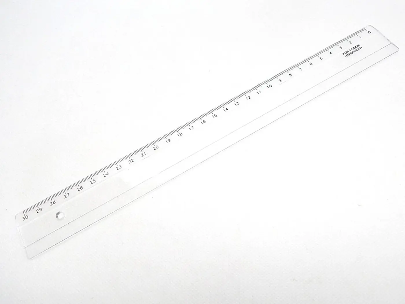 Pravítko KOH-I-NOOR pro leváky 30cm - fotografie 1