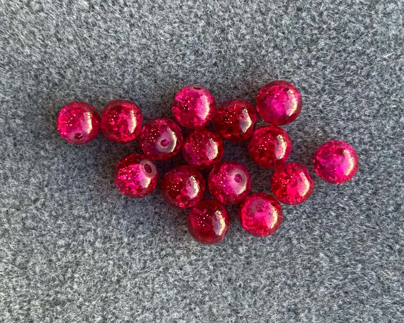Korálek práskaný kulička 8mm magenta - fotografie 3