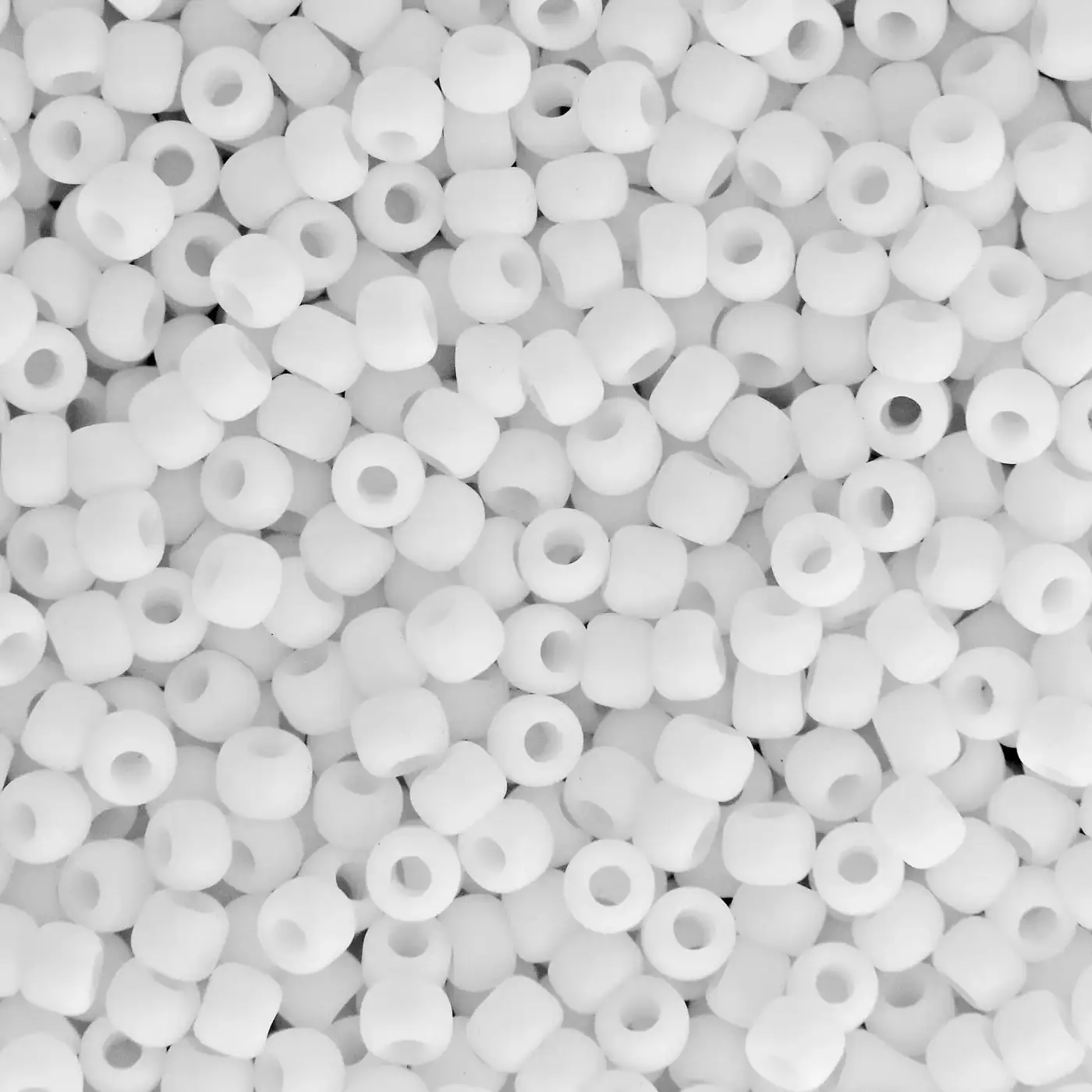 Rokajlové korálky - Round 11/0 : Opaque-Frosted White TR-11-41F - fotografie 1