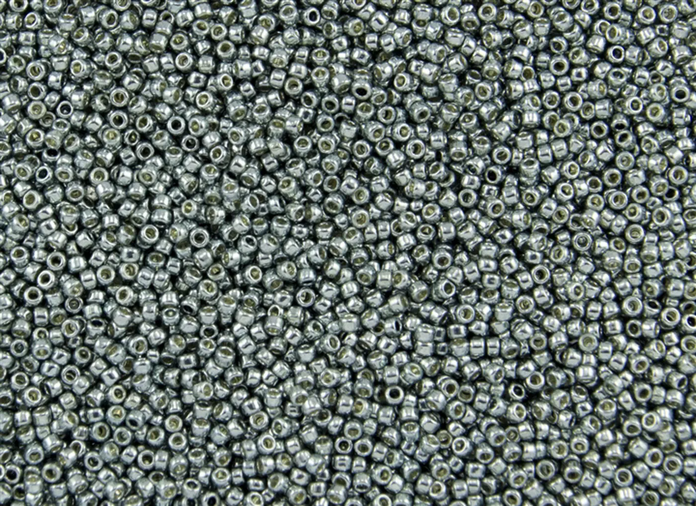 Rokajlové korálky Toho - Round 15/0 : PermaFinish - Galvanized Blue Slate TR-15-PF565 - fotografie 1
