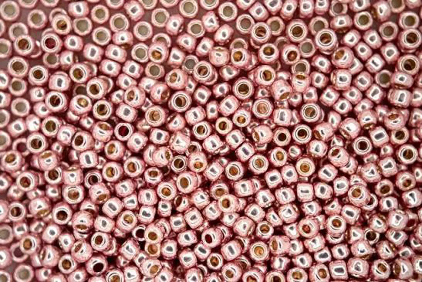 TOHO - Round 15/0 : PermaFinish - Galvanized Sweet blush TR-15-PF552 - fotografie 1