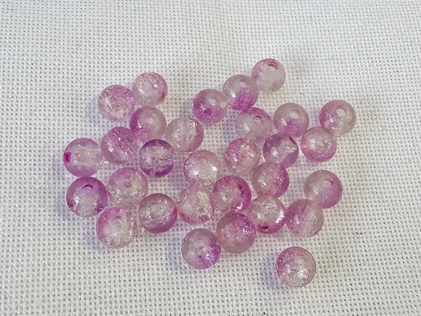 Mačkané praskané  skleněné kuličky 6 mm, 30 ks barva transparentní  orchideová - fotografie 1