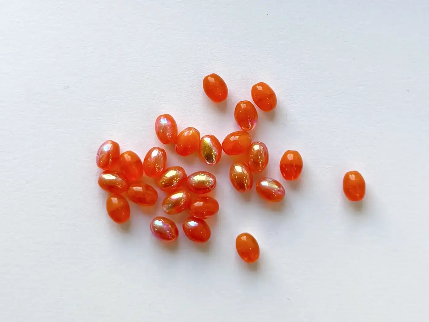 Mačkané skleněné korálky oliva (ovál) 8 × 6 mm, 23 ks Oranžová  AB pokov - fotografie 1