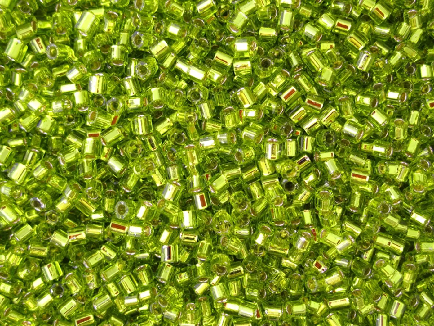 Rokajlové korálky Toho  - Round 15/0 : Silver-Lined Lime Green TR-15-24 - fotografie 1