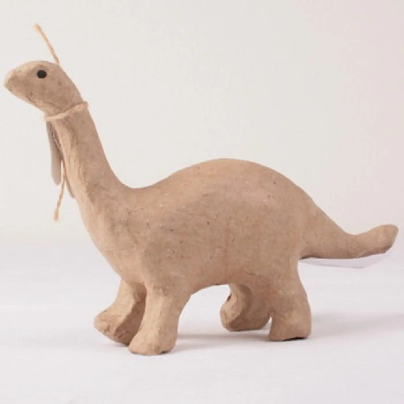 Dinosaurus z papírové hmoty - fotografie 1